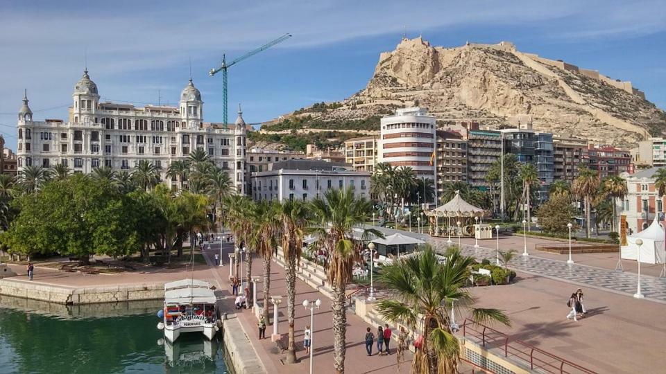 Super Centrico, Luminoso, Amplio, Terrazas Y Patio Alicante Exterior foto